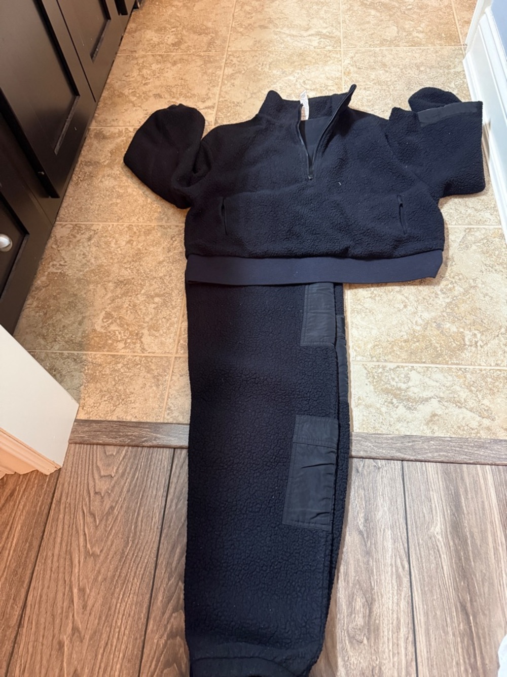 ALO Yoga Black Sherpa Half-Zip Pullover and Joggers Set
